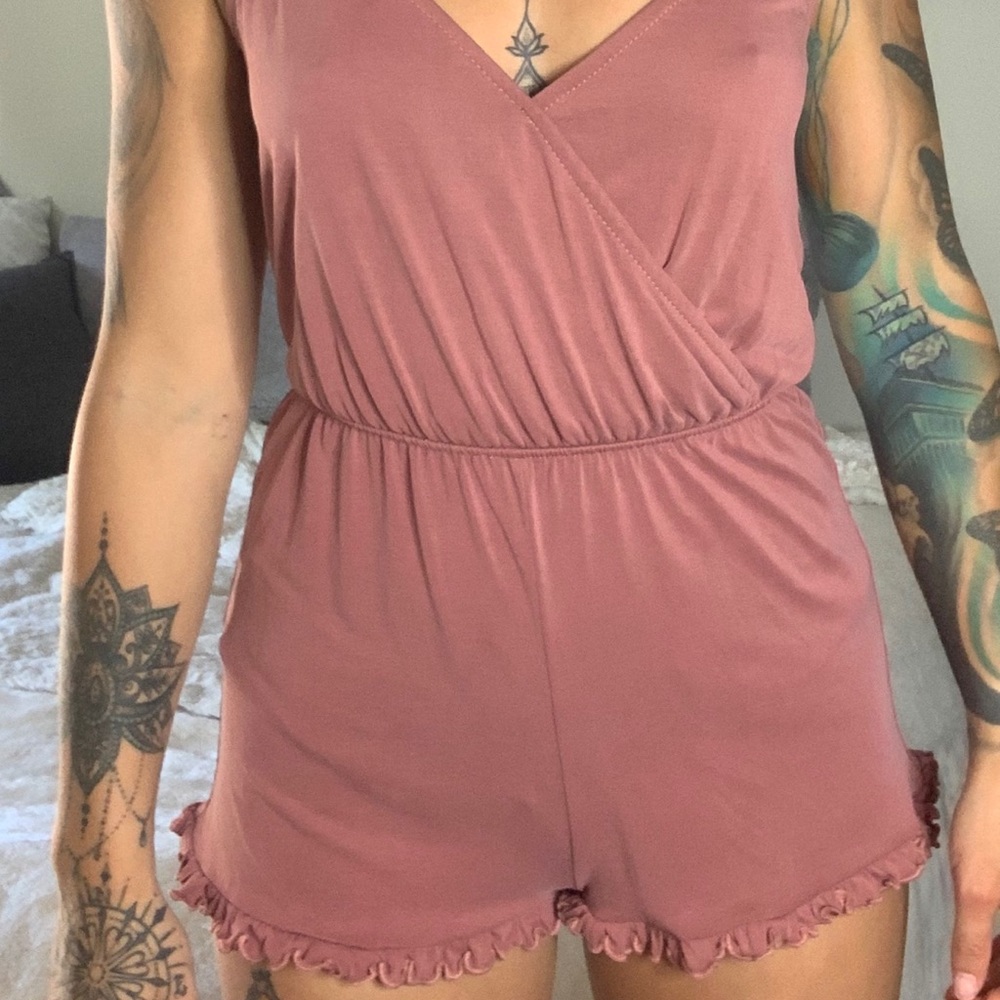 Romper - Picture 2 of 2